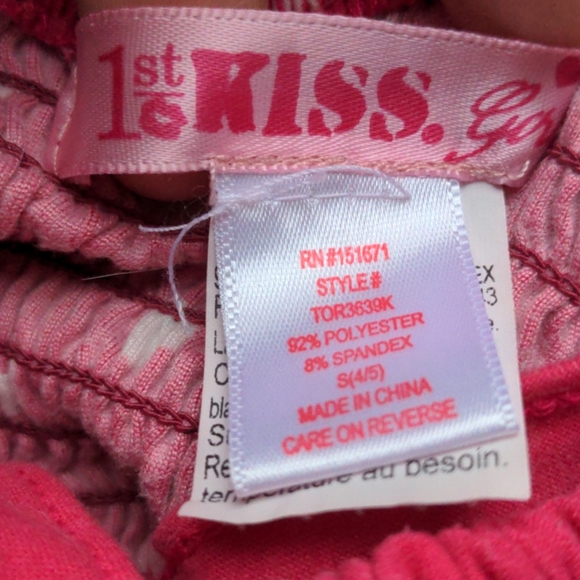 4T Onesie Short Red & White 🤍 1st Kiss Girls - Picture 6 of 7